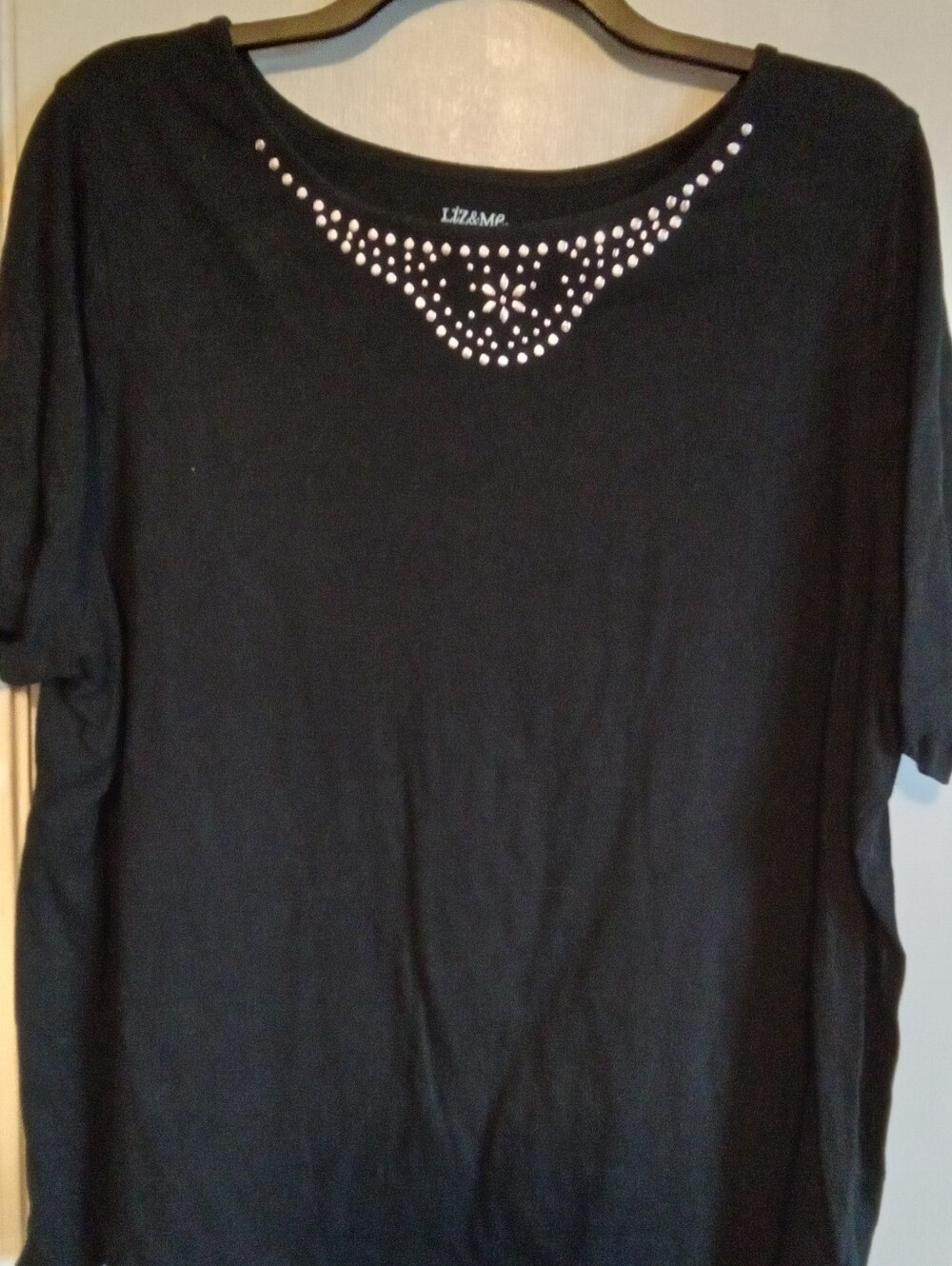 $6059 Liz & Me Black Short Sleeve Top.  2XL